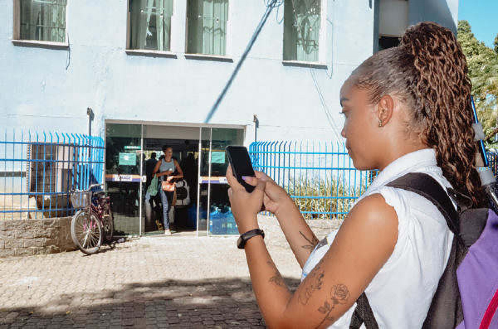 Prefeitura de Mag&eacute; lan&ccedil;a acesso gratuito &agrave; internet no munic&iacute;pio. - Divulga&ccedil;&atilde;o/Phelipe Santos.