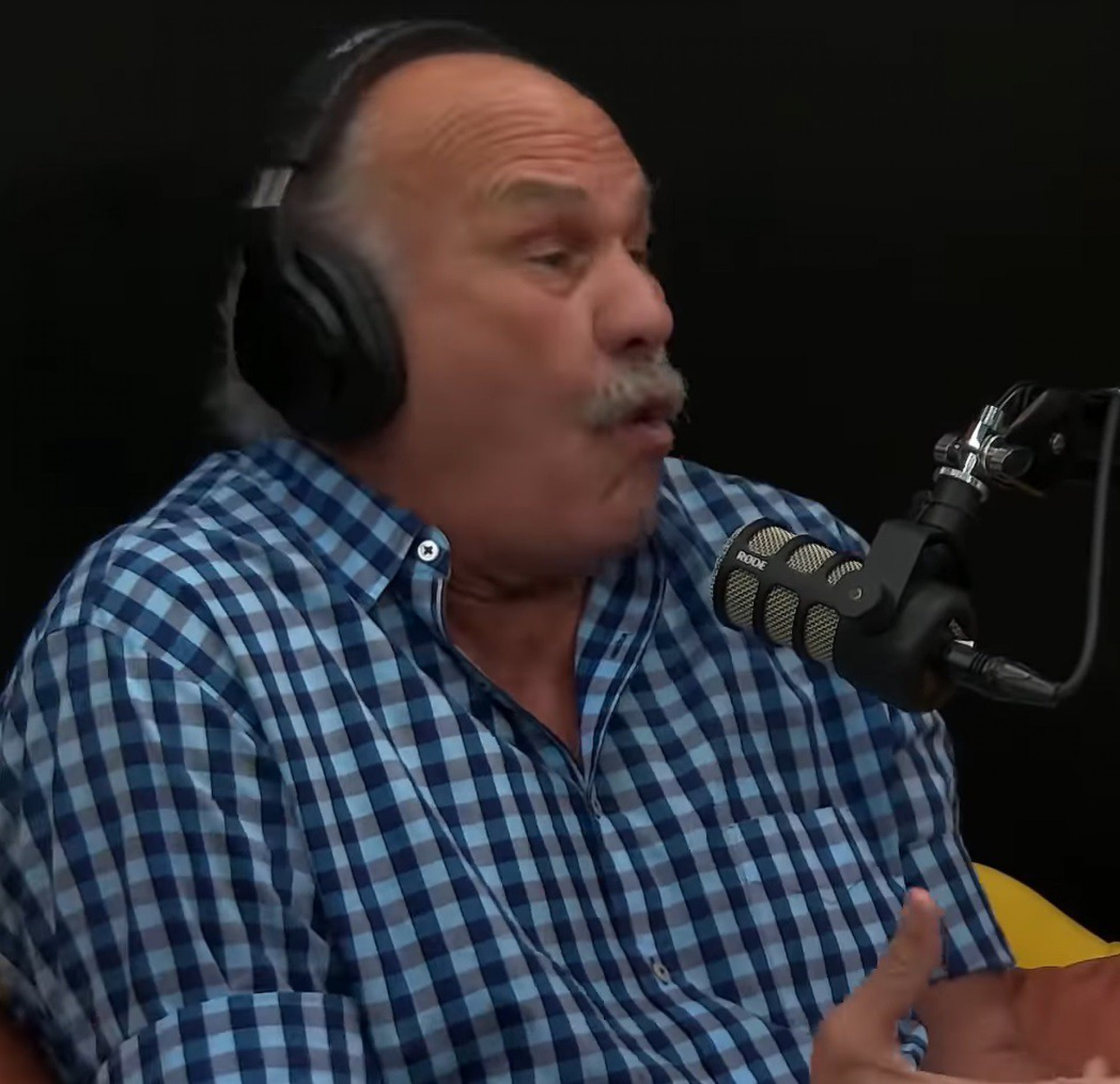 Márcio Canuto - reprodução de vídeo