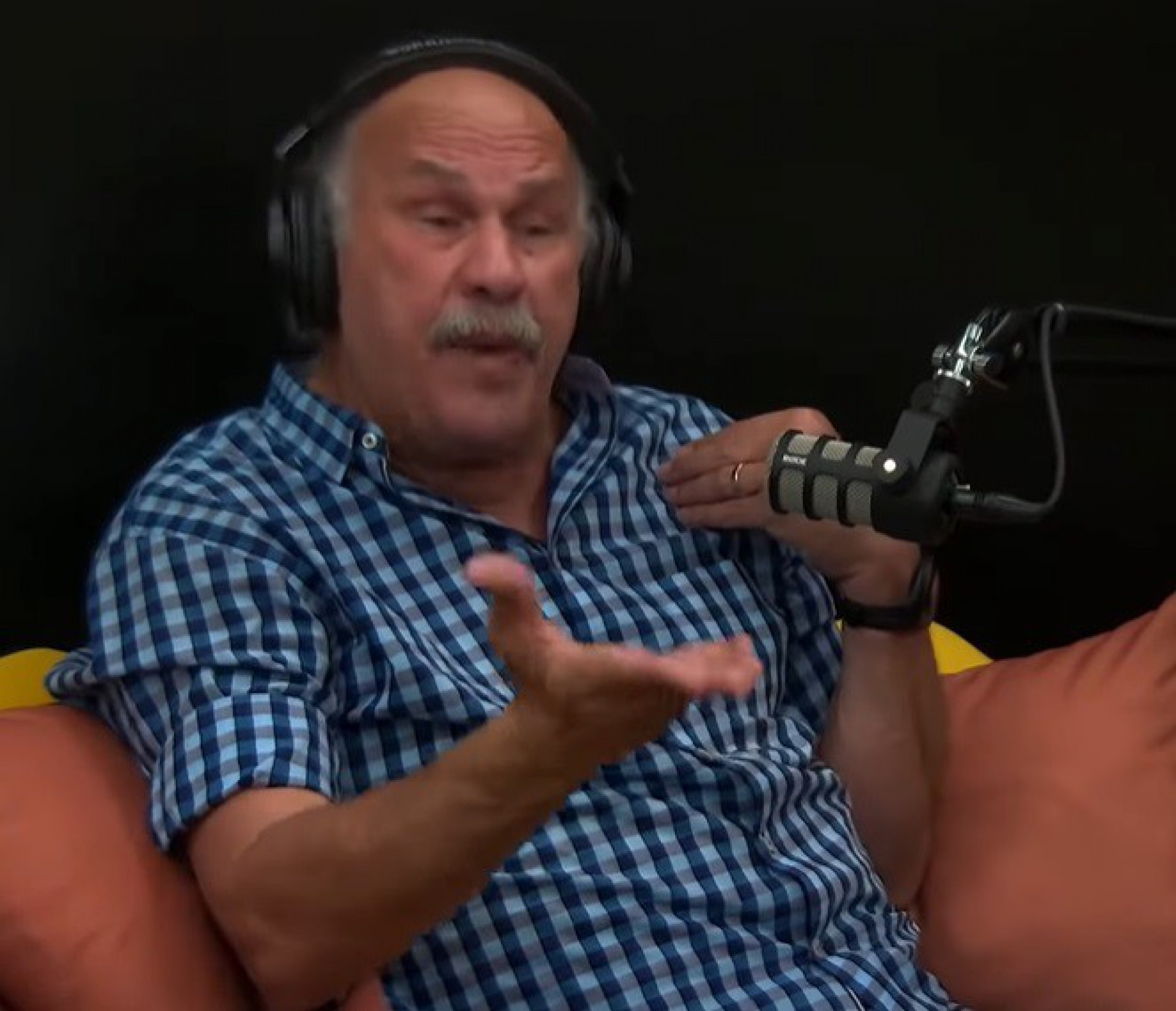 Márcio Canuto - reprodução de vídeo