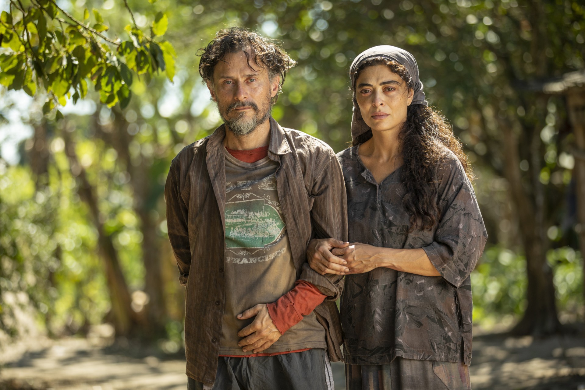 Enrique Diaz e Juliana Paes em cena de 'Pantanal' - Divulgação / TV Globo