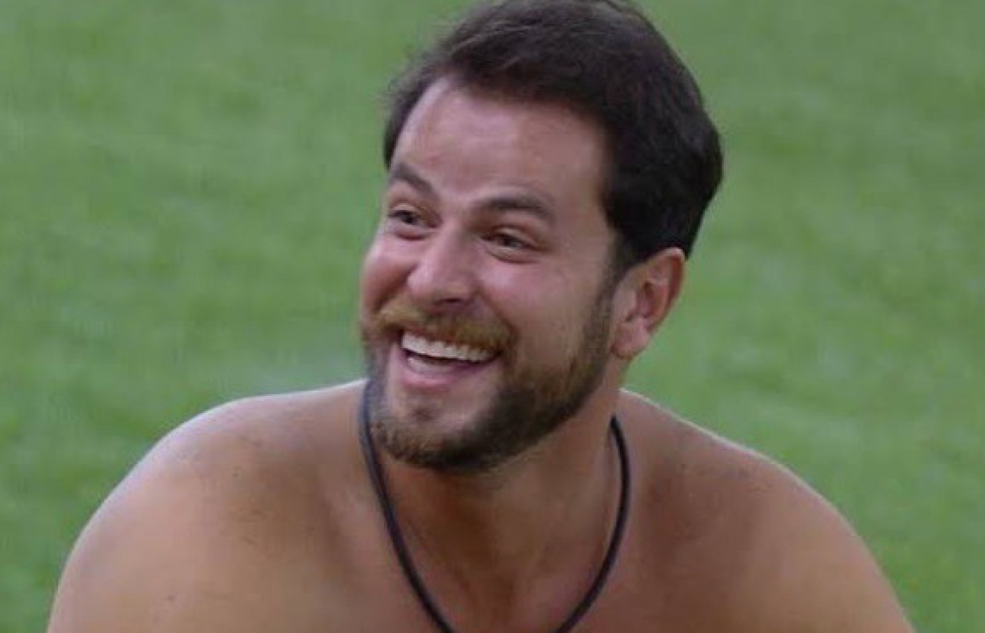 Reação de Gustavo com Lucas e Eslô no monstra chama atenção - Reprodução