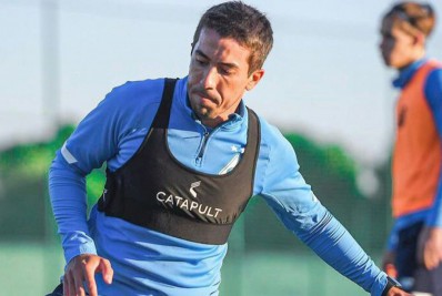 Após encaminhar acerto, Vasco é ignorado por empresário de atacante e encerra negociações