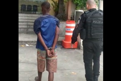 Policiais apreendem jovem de 17 anos envolvido no tráfico no Morro dos Macacos