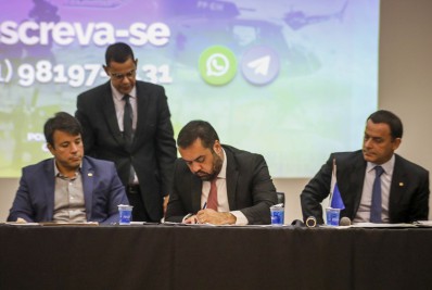 Sindpol-RJ se reúne com Castro e Turnowiski para assinatura de aumento de gratificação