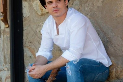 Luan Schuenckel, Barão Vermelho e Biquíni Cavadão marcam 25ª edição do Ostrascycle