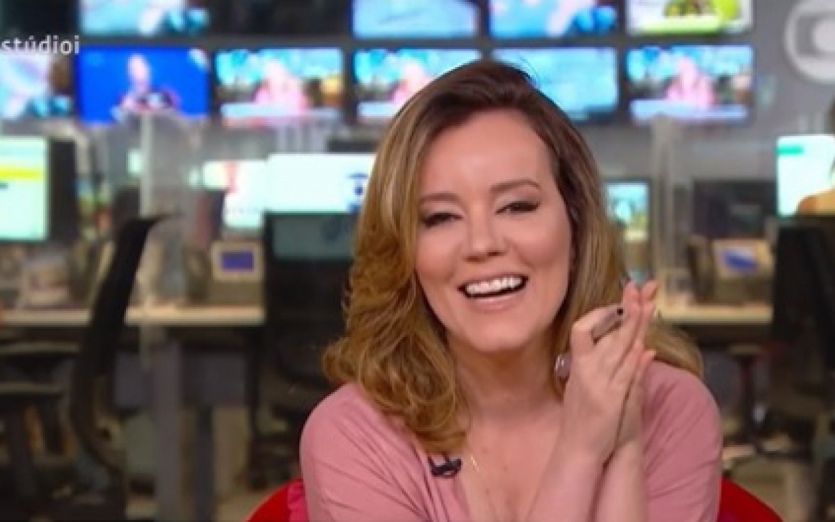 Natuza Nery caiu na gargalhada após falar palavrão ao vivo  - Reprodução