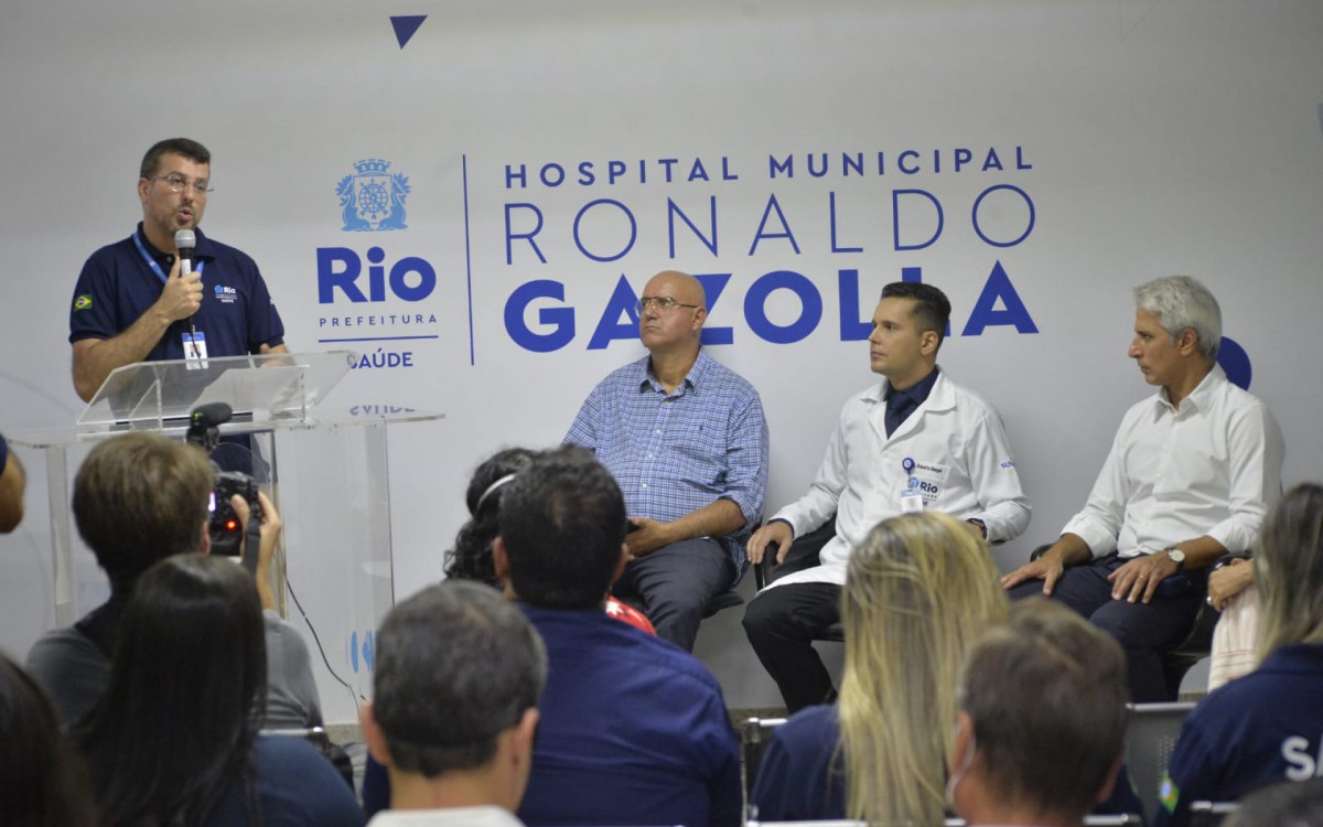 Secret&aacute;rio de Sa&uacute;de do munic&iacute;pio, Daniel Soranz, acompanha inaugura&ccedil;&atilde;o de Centro de Reabilita&ccedil;&atilde;o P&oacute;s-Covid no Hospital Municipal Ronaldo Gazolla, no Acari, Zona Norte