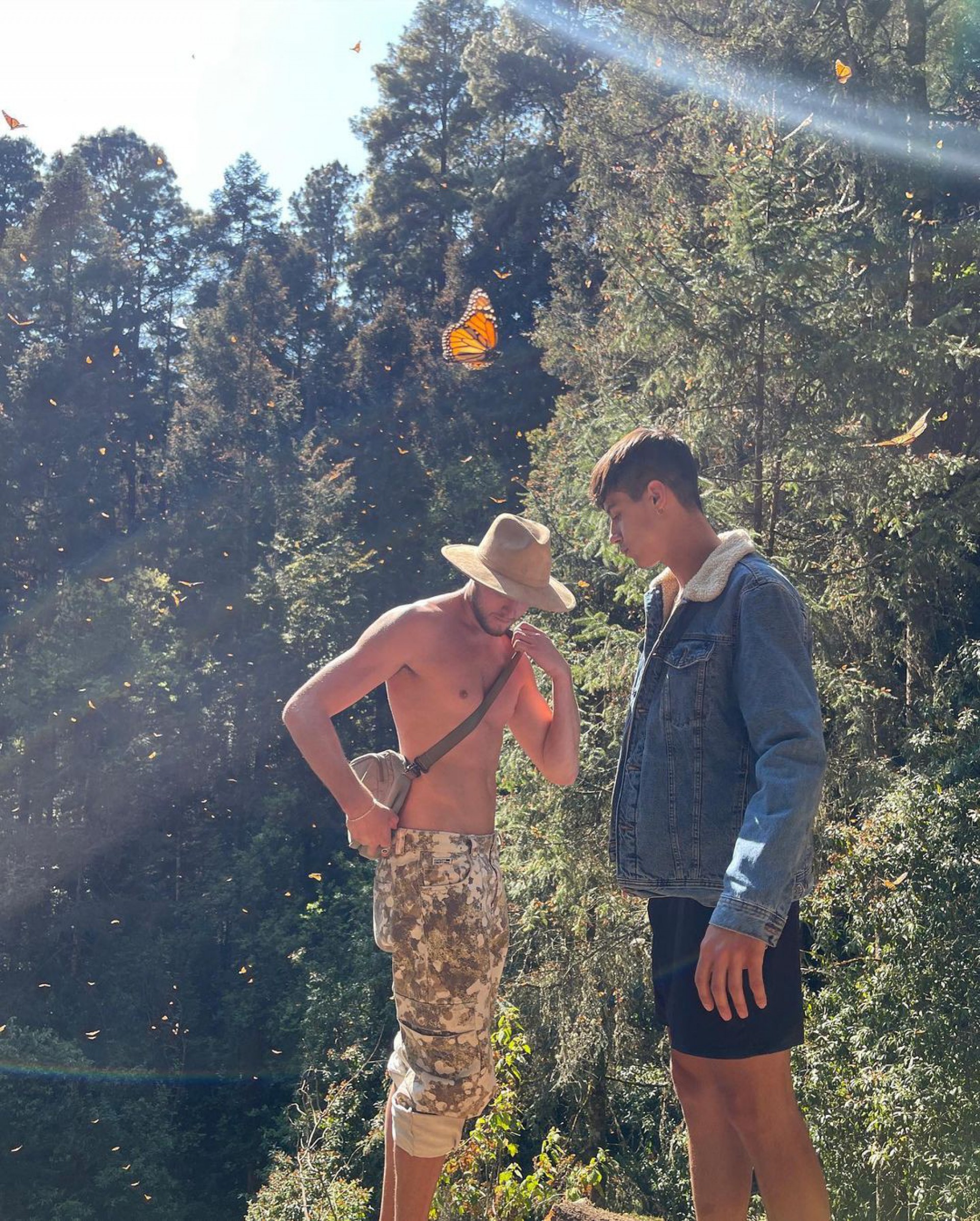 Ex-BBB Daniel Lenhardt surge em clima de romance com modelo - Reprodução/Instagram