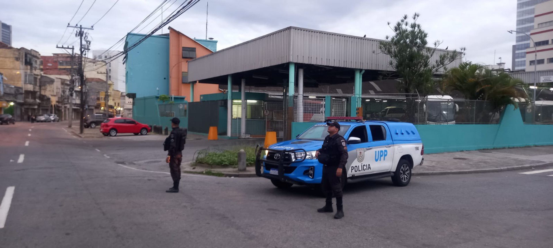 A Polícia Militar informou que os agentes estão posicionados em algumas garagens
 - Reprodução Twitter