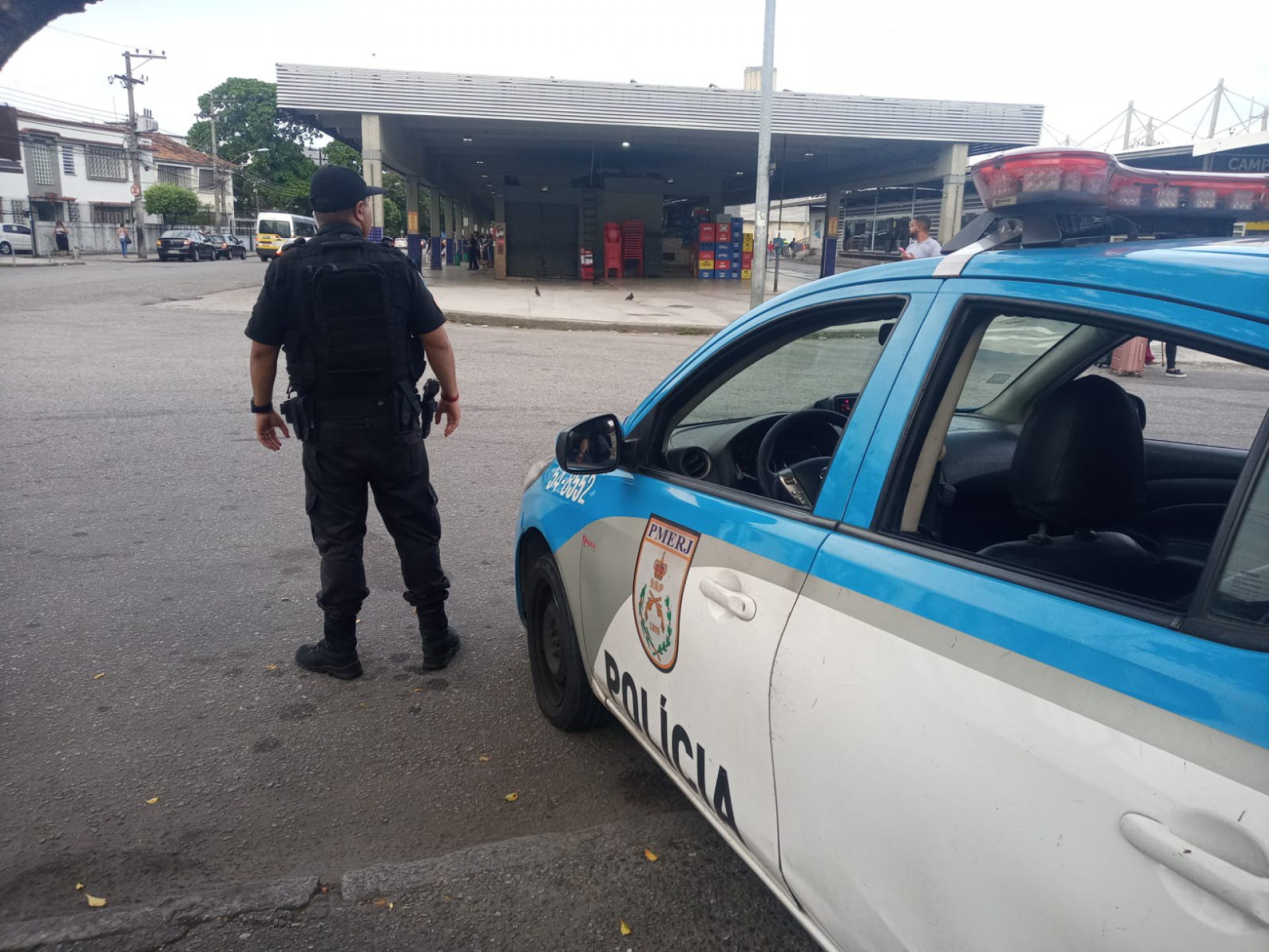 A Polícia Militar informou que os agentes estão posicionados em algumas garagens
 - Reprodução Twitter