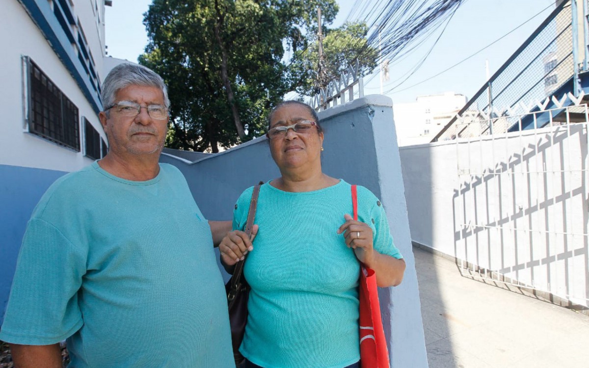 Alice Ramos Duarte e marido, Geraldo Rebello Duarte, deram de cara com a porta na ag&ecirc;ncia da Previd&ecirc;ncia Social 