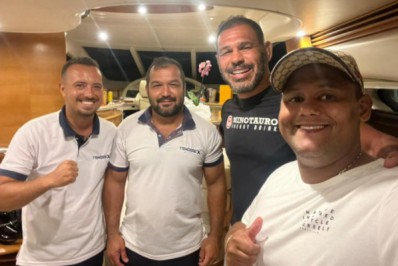 Minotouro comemora 20 anos de carreira e planeja novos negócios em lancha em Angra