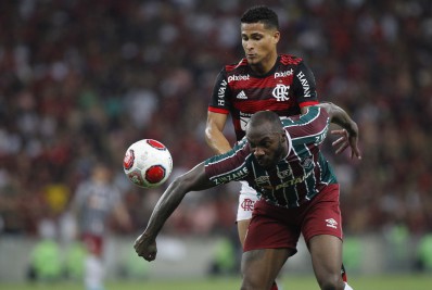 Torcidas de Flamengo e Fluminense esgotam ingressos para final do Carioca no Maracanã