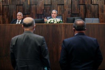 Alerj aprova novas regras para vencimentos-base, progressão e gratificação de servidores 