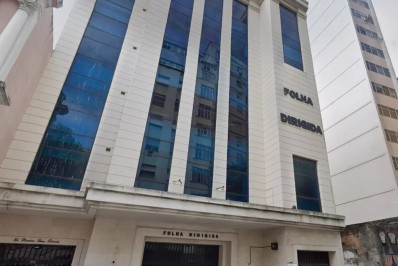 Após ser vendido, jornal 'Folha Dirigida' encerra atividades na Rua do Riachuelo