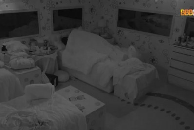 Sozinhos no Lollipop, Natália e Eliezer transam mais uma vez