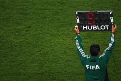 Premier League autoriza regra de cinco substituições na próxima temporada