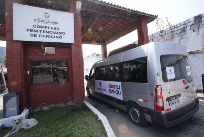 Seap e OAB inauguram serviço de transporte para advogados no Complexo de Gericinó