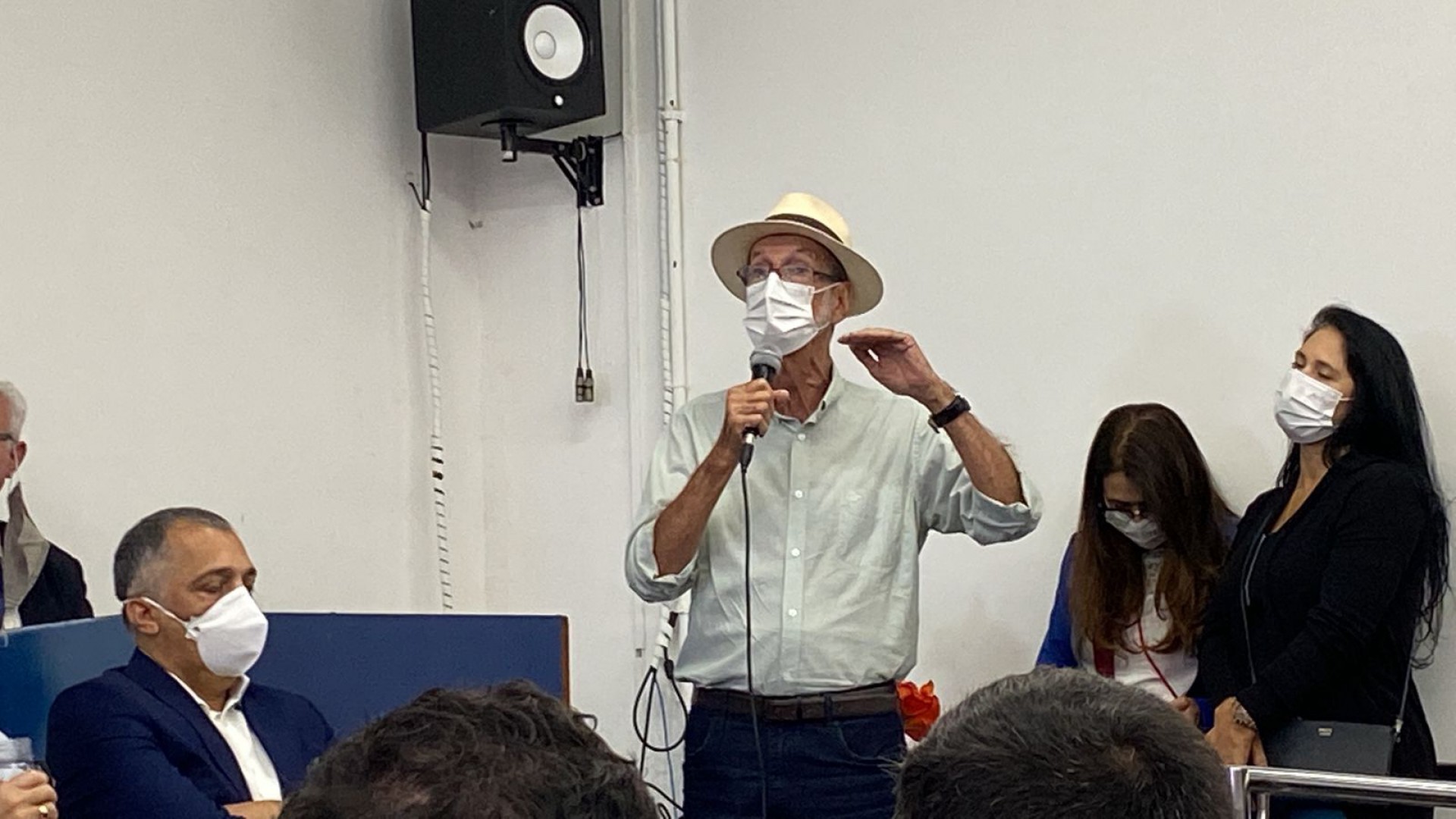 Apesar de ter identificado outro n&oacute;dulo no f&iacute;gado, Z&eacute; est&aacute; bem e at&eacute; participou de evento do Estado nesta quinta-feira (31) - Renata Cristiane