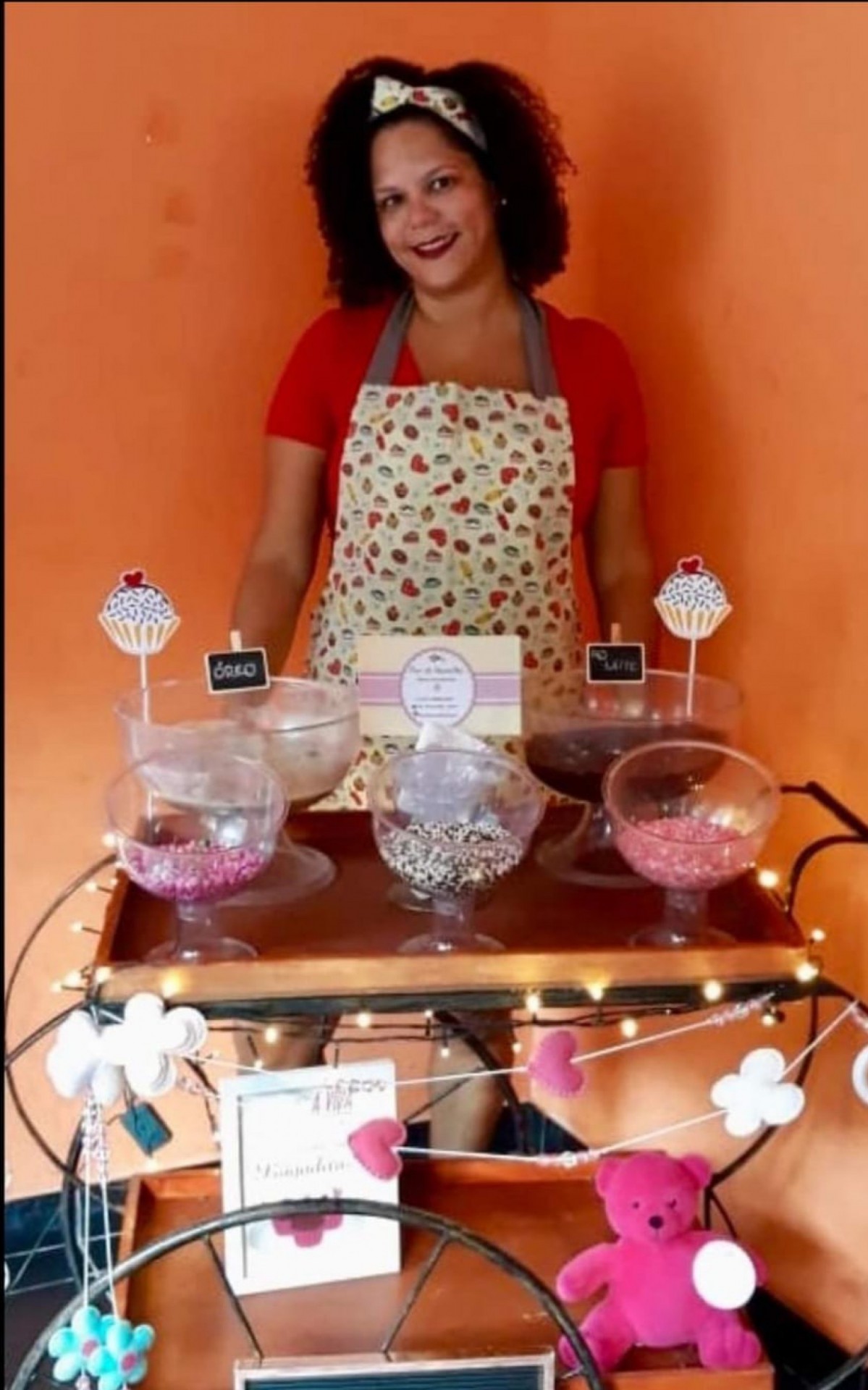 Pequena empreendedora, Ver&ocirc;nica Dutra de Oliveira, amplia as vendas da sua marca durante a P&aacute;scoa