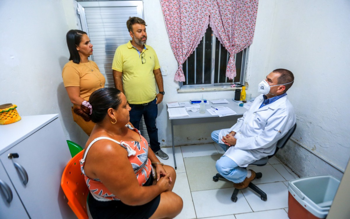 Secret&aacute;rio de Sa&uacute;de Christian Vieira visitou unidades e destacou a import&acirc;ncia do projeto