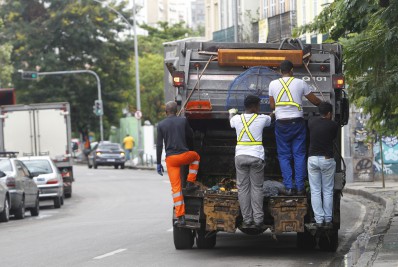 Forma de coleta de lixo sofre mudanças na Zona Sul