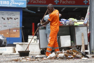 Comlurb prepara esquema especial de limpeza para os desfiles das escolas de samba