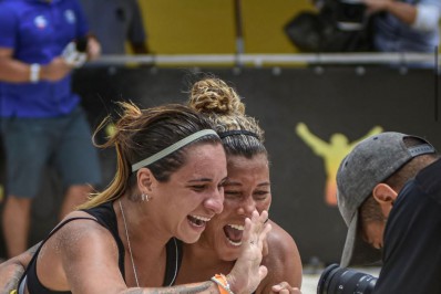 Torneios de altinha e de futevôlei em Niterói no final de semana