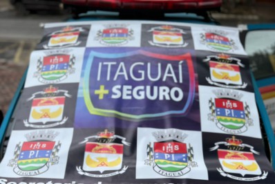 Homem é preso por porte ilegal de arma e drogas 