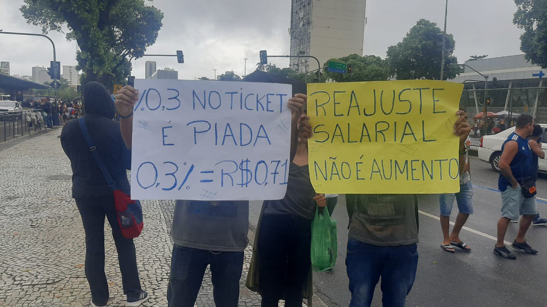 Protesto pedia por melhores condições de trabalho  - Redes Sociais / Divulgação