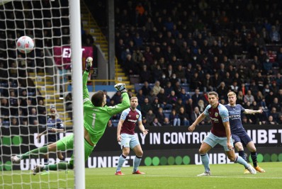 Campeonato Inglês: City vence  e segue na frente do Liverpool
