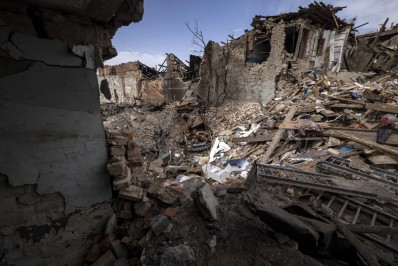 Rússia nega ter bombardeado área residencial da Ucrânia e diz que alvo foi uma fábrica de mísseis