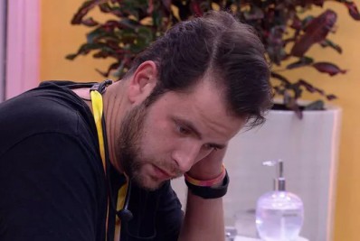 Gustavo se arrepende de indicar Paulo André ao paredão: 'Não fiz o que eu queria'