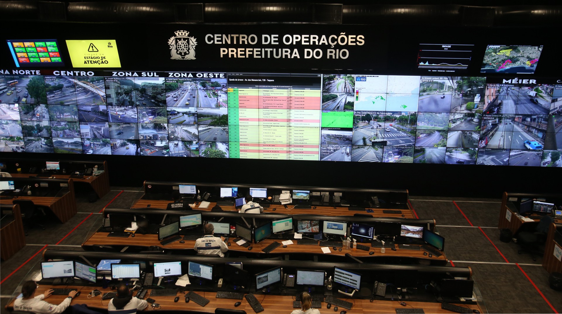 Centro de Opera&ccedil;&otilde;es da prefeitura do Rio 