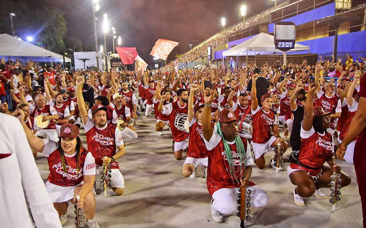 Pen&uacute;ltimo dia dos ensaios t&eacute;cnicos do Grupo Especial acontece neste domingo (3)