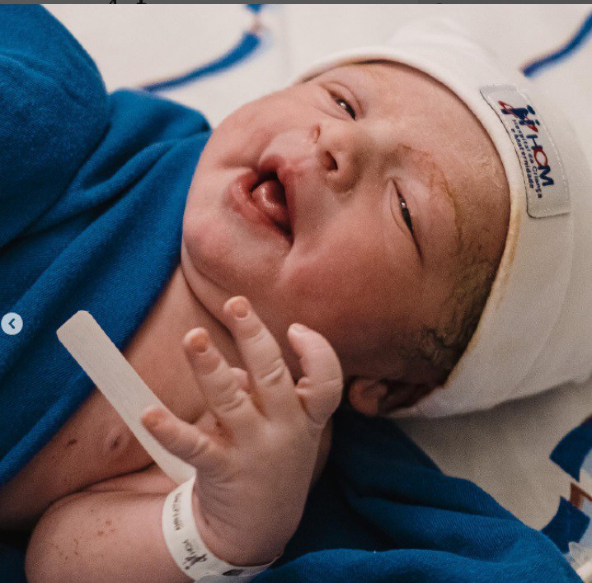 Nasce Ayla, filha de Bárbara Evans e Gustavo Theodoro - reprodução do instagram