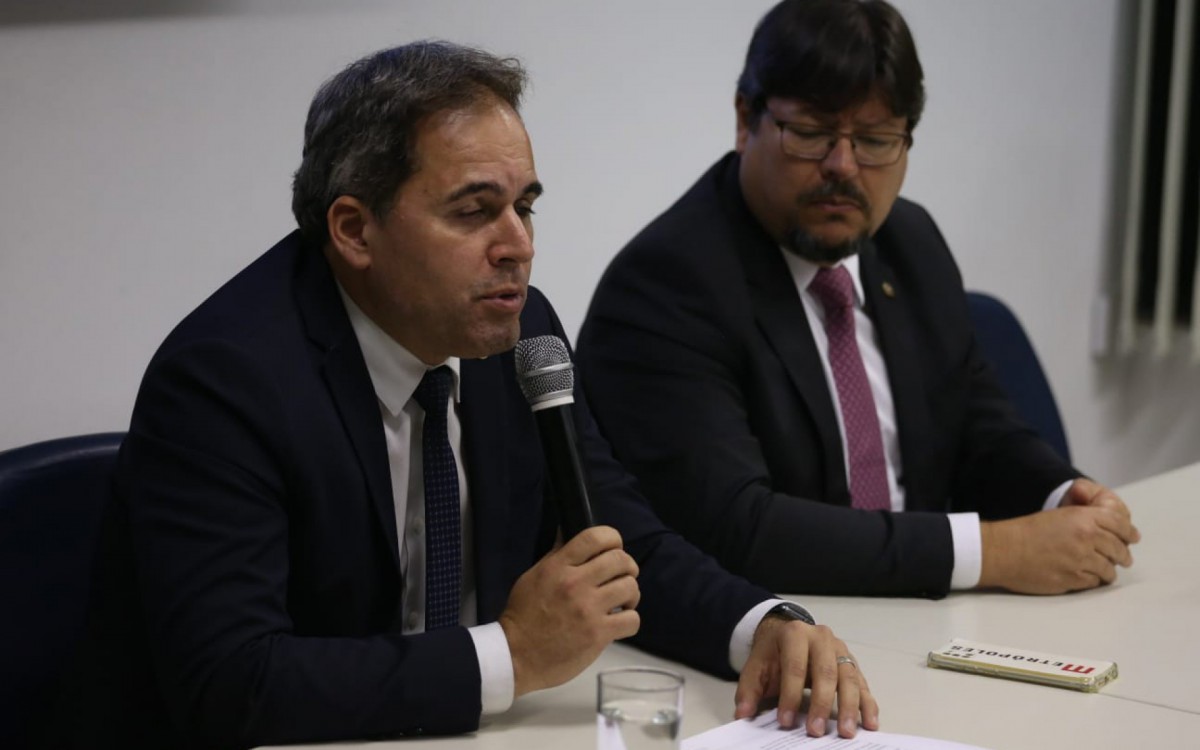 O presidente do Conselho de Ética  da Câmara Municipal, Alexandre Izquierdo  durante  encontro no Ministério Público - Cleber Mendes/Agência O Dia