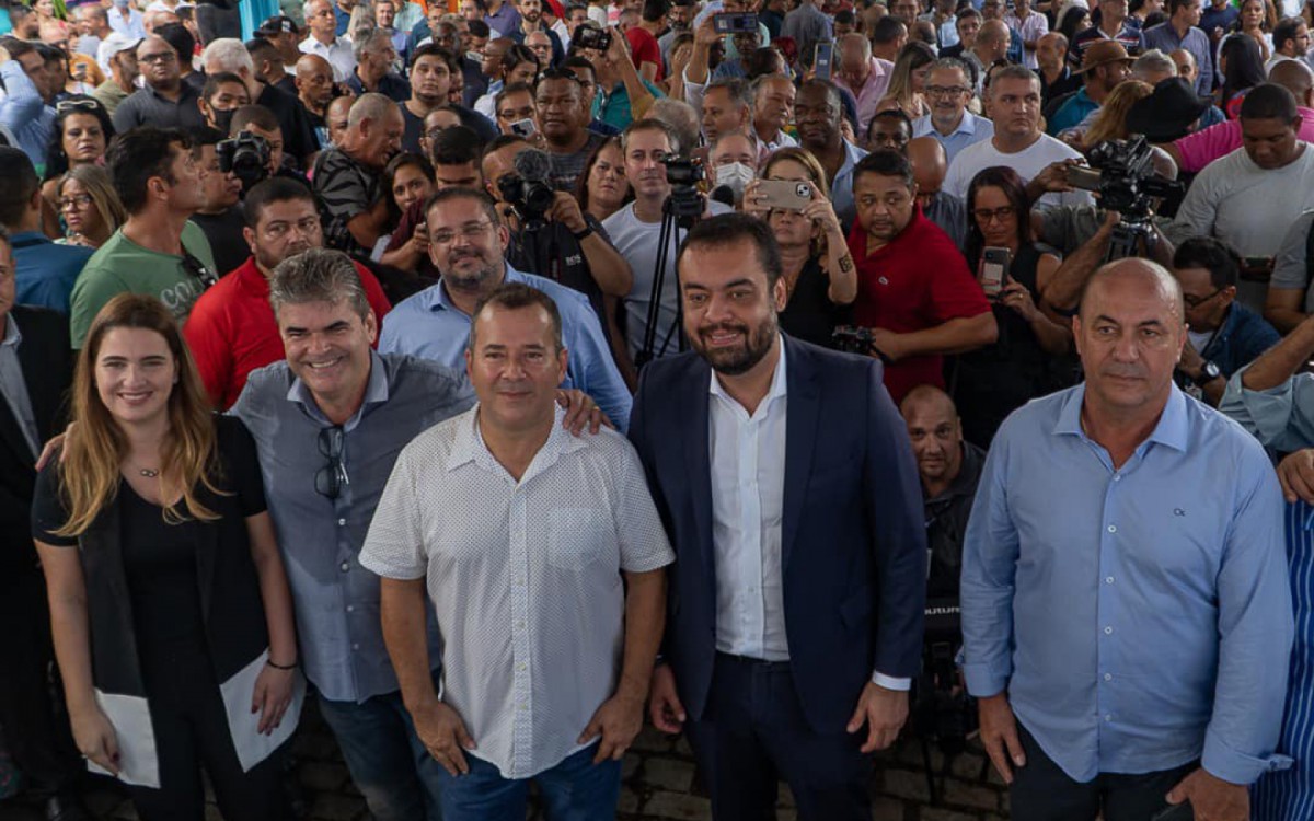 Anivers&aacute;rio de Washington Reis re&uacute;ne autoridades em Caxias