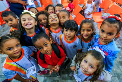 Belford Roxo: Projeto dá entrada em carteira de identidade para alunos da rede municipal