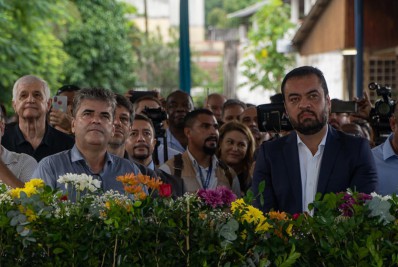 Ao lado de Cláudio Castro, Washington Reis comemora aniversário em Caxias