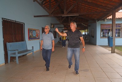 Prefeito e vice-prefeito de Búzios fazem vistorias técnicas nas Escolas Municipais José Bento e Eliete Mureb