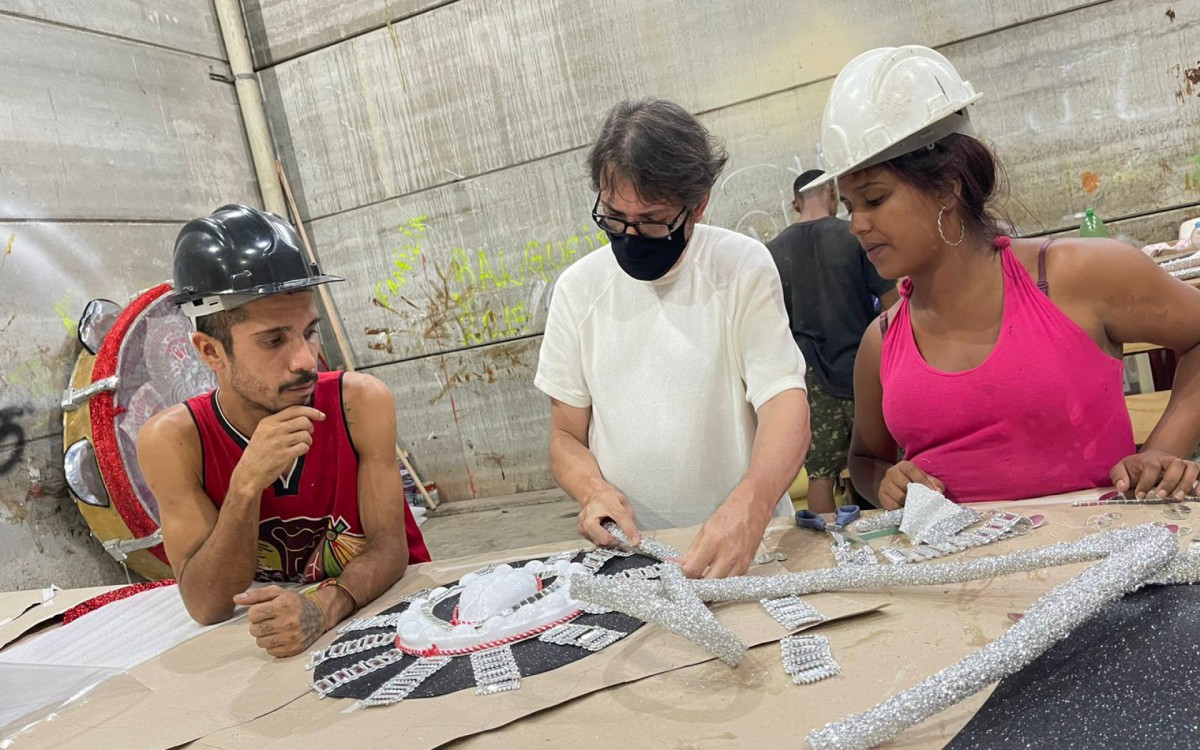 Carnavalesco Alex de Souza comanda Acadêmicos do Salgueiro