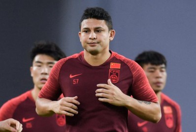 Especulado no Botafogo, Elkeson topou reduzir salário, mas atual diretoria não tinha interesse