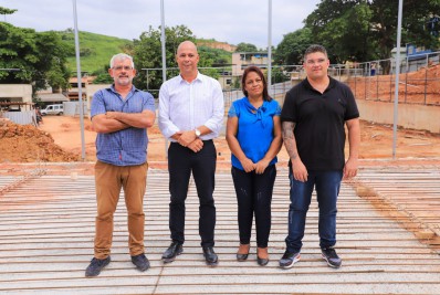 Representantes de Meriti visitam obras do primeiro Complexo Esportivo e Centro Especializado em Reabilitação
