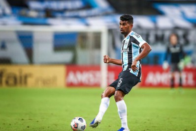 Volante do Grêmio é oferecido ao Botafogo