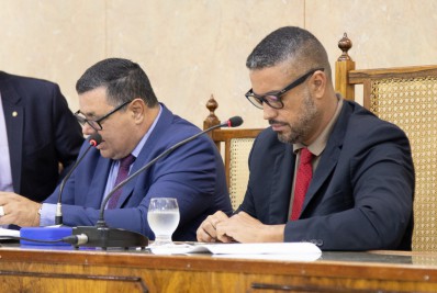 Quatro vereadores reassumem suas funções no Legislativo 