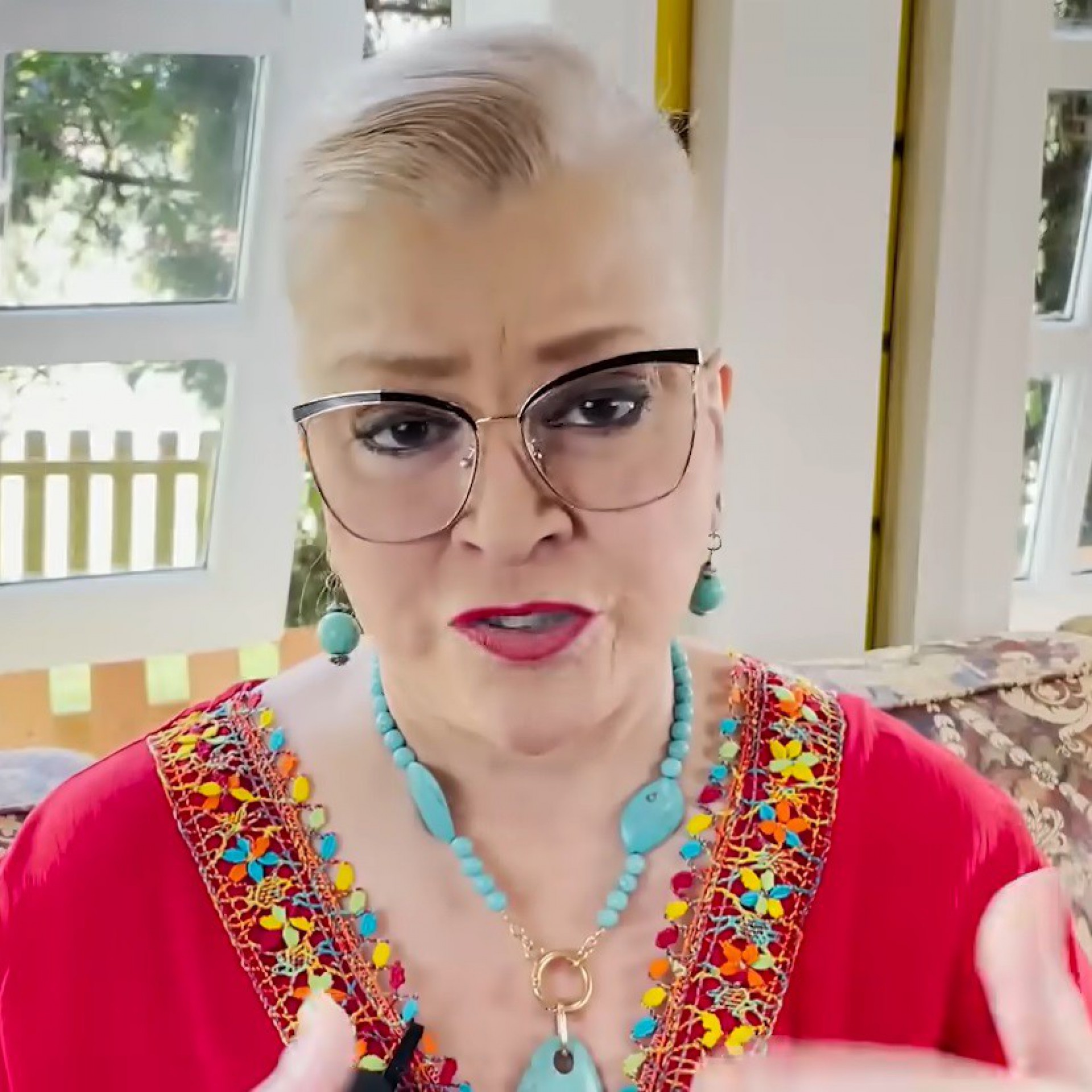 Mônica Buonfiglio prevê volta por cima de Rodrigo Mussi - reprodução de vídeo