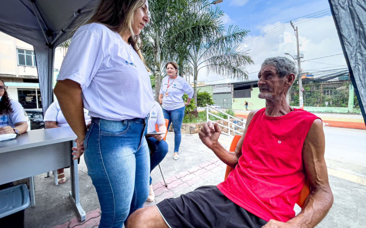 A psic&oacute;loga Fabiana Alvenaz destacou que &eacute; necess&aacute;rio compreender a demanda de cada pessoa atendida