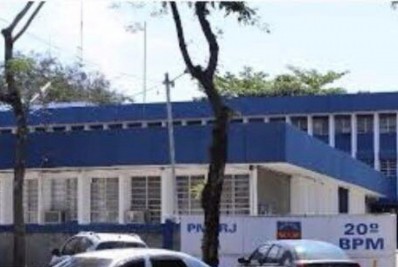 PM prende homem com revólver e munições em Nilópolis