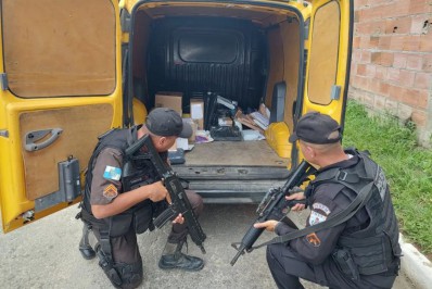 Polícia recupera carga roubada em Magé